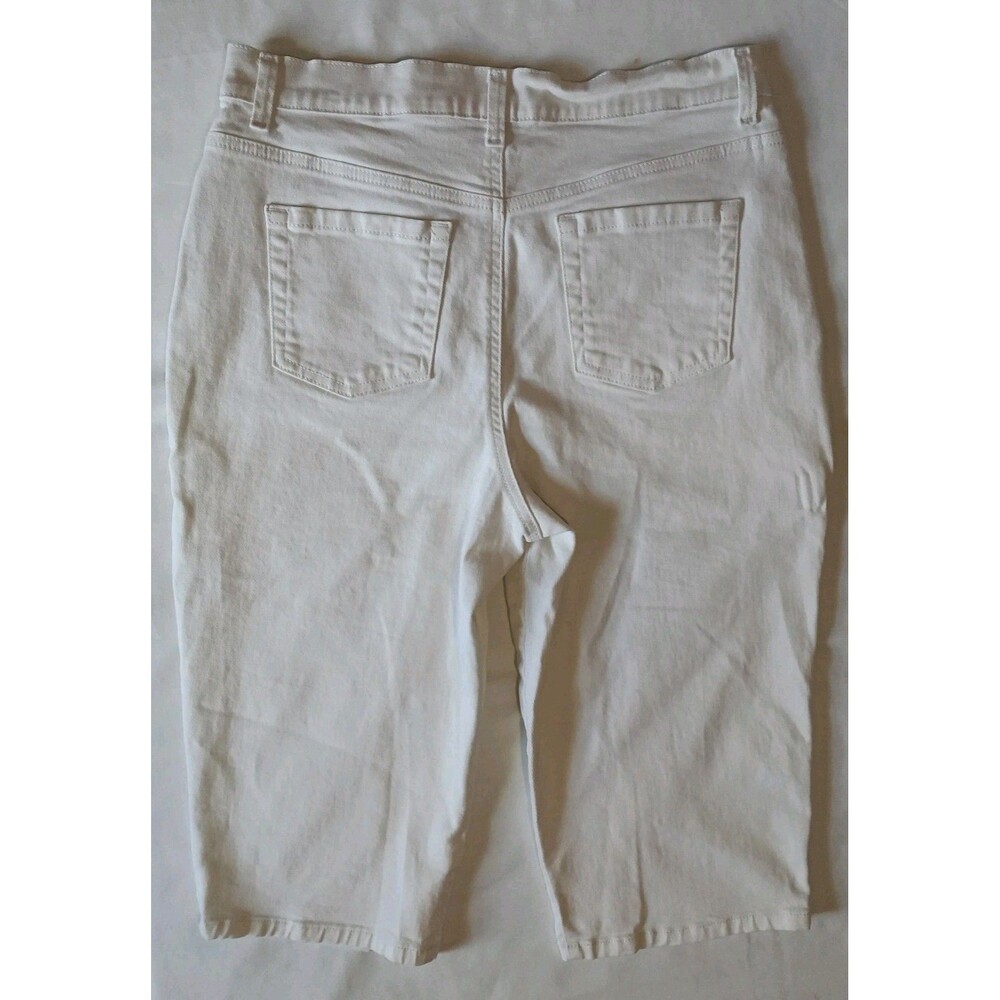 Gloria Vanderbilt Amanda Slimming White Capri Jeans Women Sz 12 - Picture 2 of 14